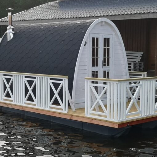 Nameliai ant vandens