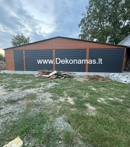 Trivietis Garažas su Sandėliuku dydis: 11x6 metrai