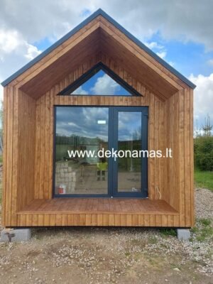 Aplinkai draugiškas Tromse Mini namas su efektyvia energijos sistema