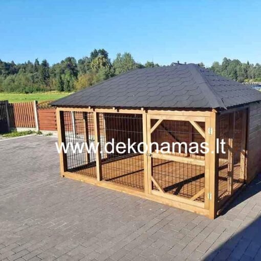 Voljeras 2x3 m su bitumine stogo danga – saugi ir patogi lauko erdvė jūsų augintiniui.