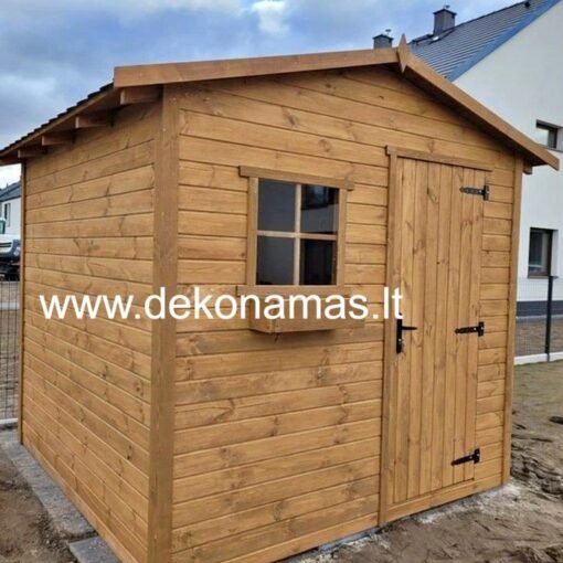 Karkasinis medinis sandėliukas 2.5x2 m su grindimis, langu ir vazonėliu – praktiškas ir estetiškas pasirinkimas