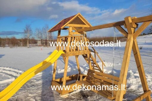 Medinė vaikų žaidimų aikštelė iš pušies, 1,80×4,50 m, su nameliu, supynėmis, smėliadėže ir laipiojimo sienele