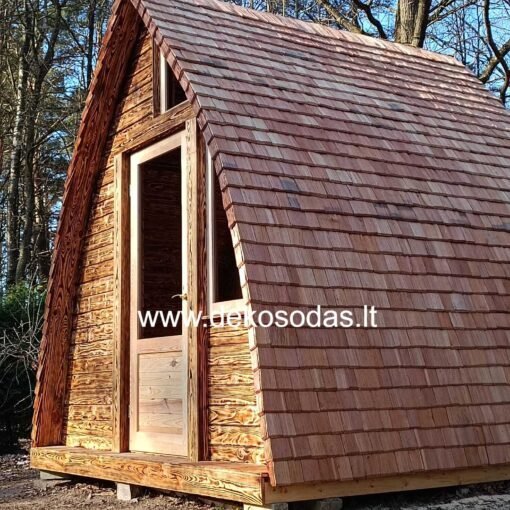 Medinis kempingo namelis LAŠAS 3×3 m – poilsiui, pirtelėms ar kempingui