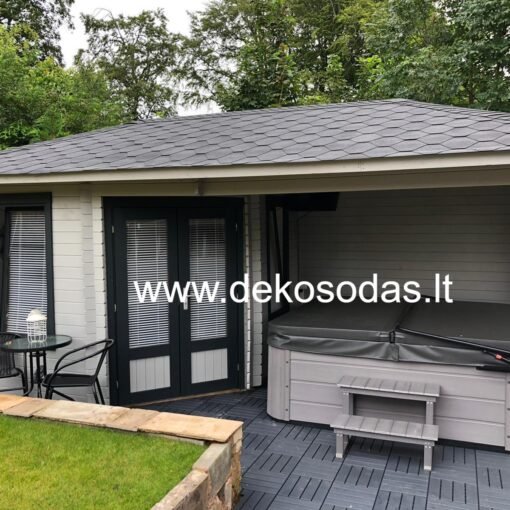 Sodo namelis su pavėsine 580×300 cm | Medinis 40 mm modelis