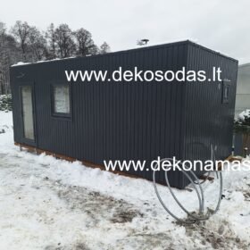 Pagaminta pagal užsakymą medinė pirtis – įvykdytas objektas