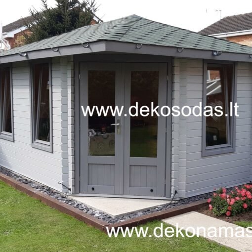 kampinis medinis sodo namelis 450x300 cm