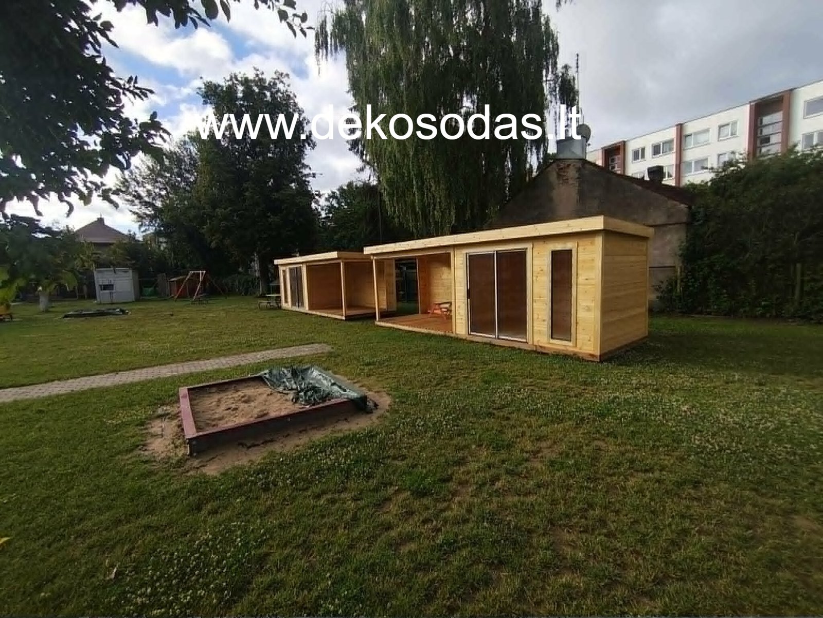 FERBANE – Medinis sodo namelis su stogine | Lauko klasė | Pavėsinė | 28 mm